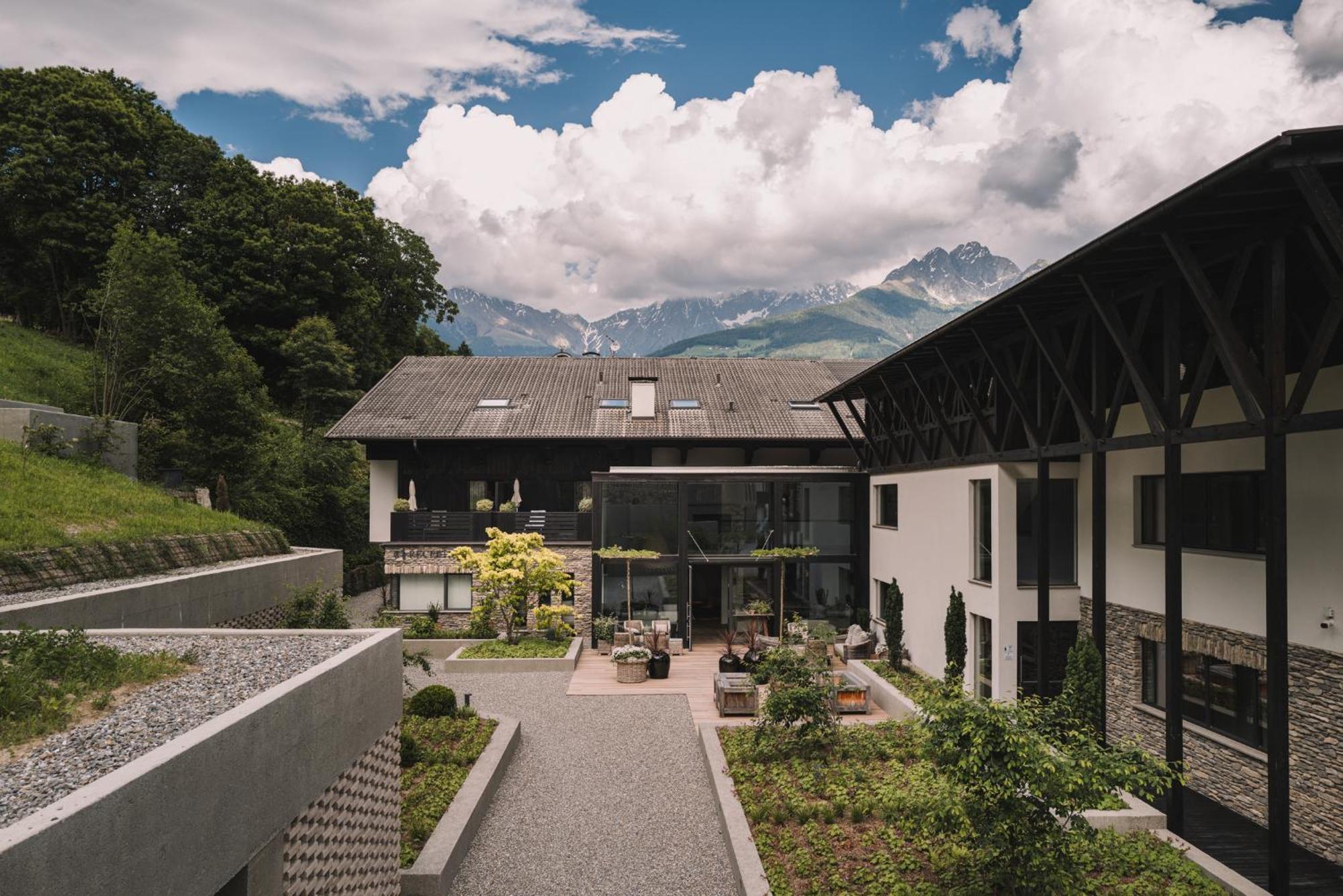 Hotel Der Küglerhof Tirolo
